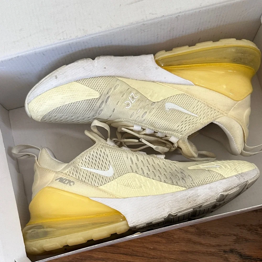 Nike Air Max 270 Coconut Milk/White (Size 7.5 Women’s) - Picture 7 of 7